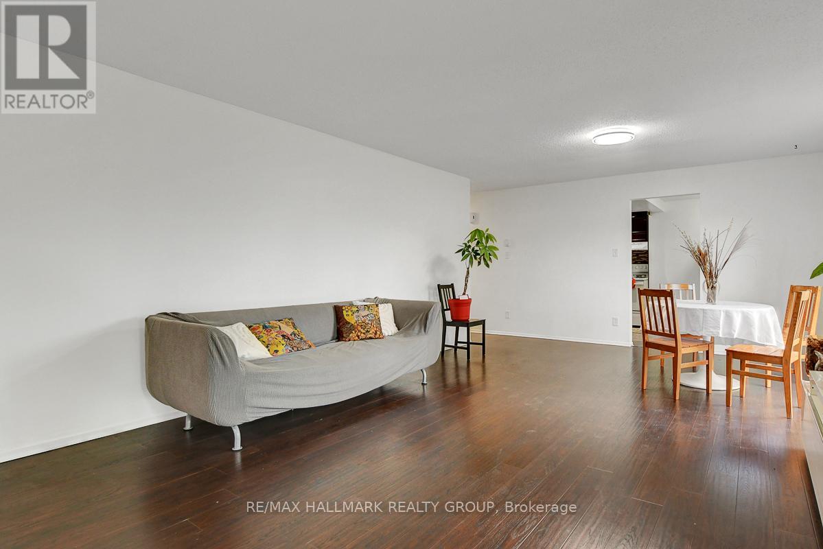 51 - 43 Haxby Private, Ottawa, Ontario  K1T 3B7 - Photo 12 - X12152539