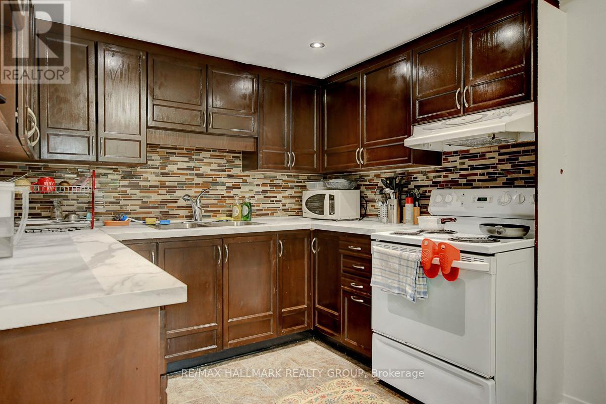 51 - 43 Haxby Private, Ottawa, Ontario  K1T 3B7 - Photo 20 - X12152539