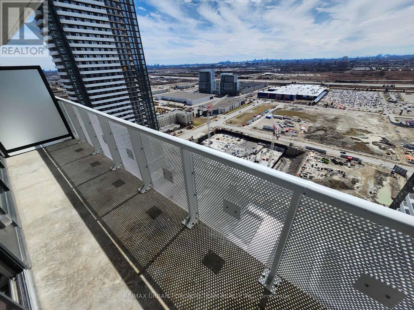 3903 - 225 Commerce Street, Vaughan, Ontario  L4K 0R1 - Photo 12 - N12169518