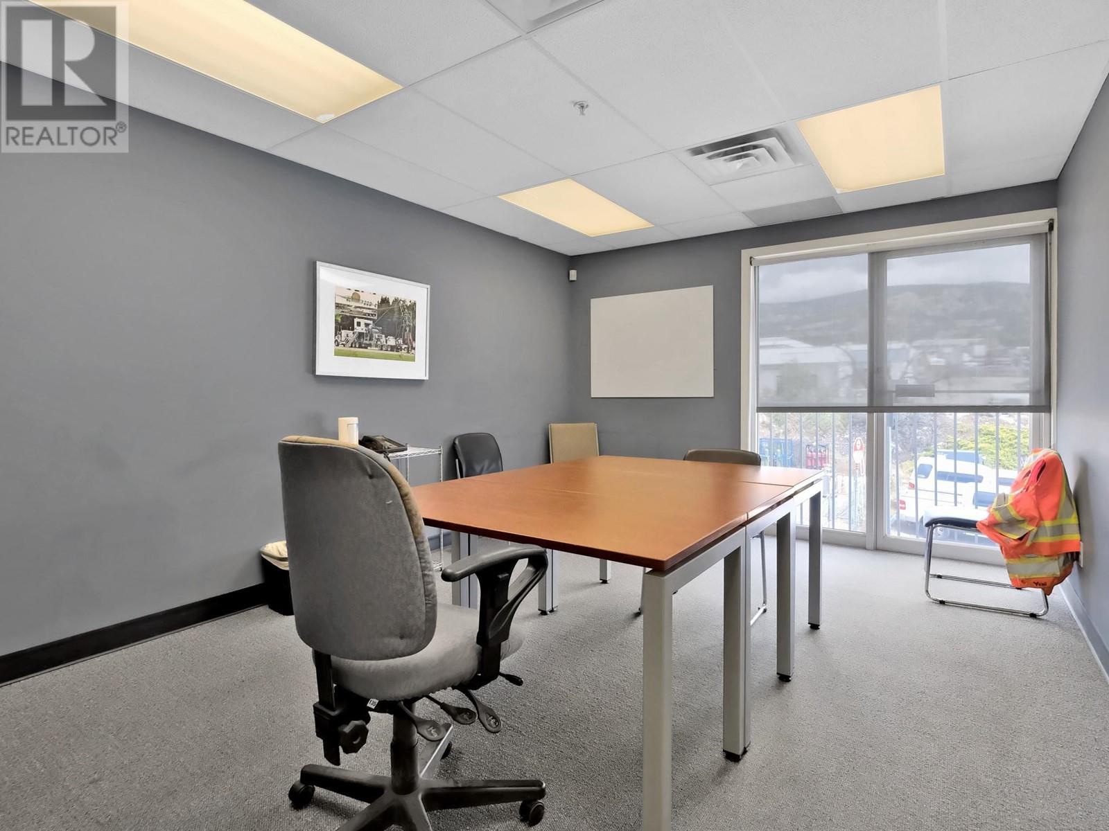 575 Page Avenue, Penticton, British Columbia  V2A 6P3 - Photo 53 - 10349122