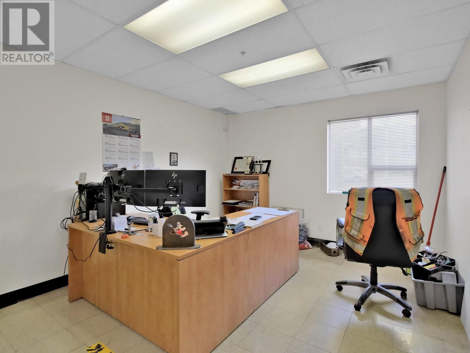 575 Page Avenue, Penticton, British Columbia  V2A 6P3 - Photo 60 - 10349122
