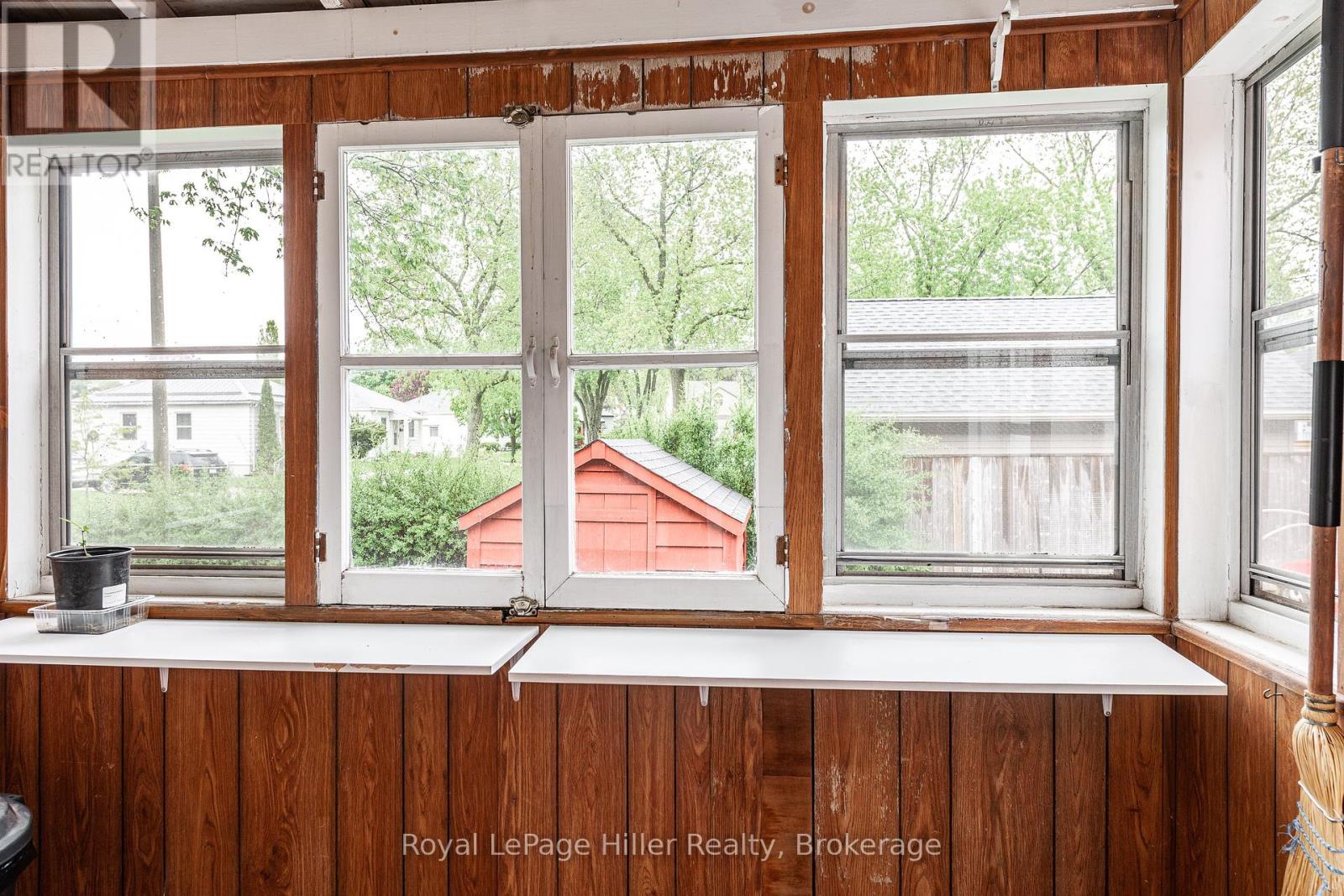35 Rankin Street, Stratford, Ontario  N5A 6H8 - Photo 32 - X12169618