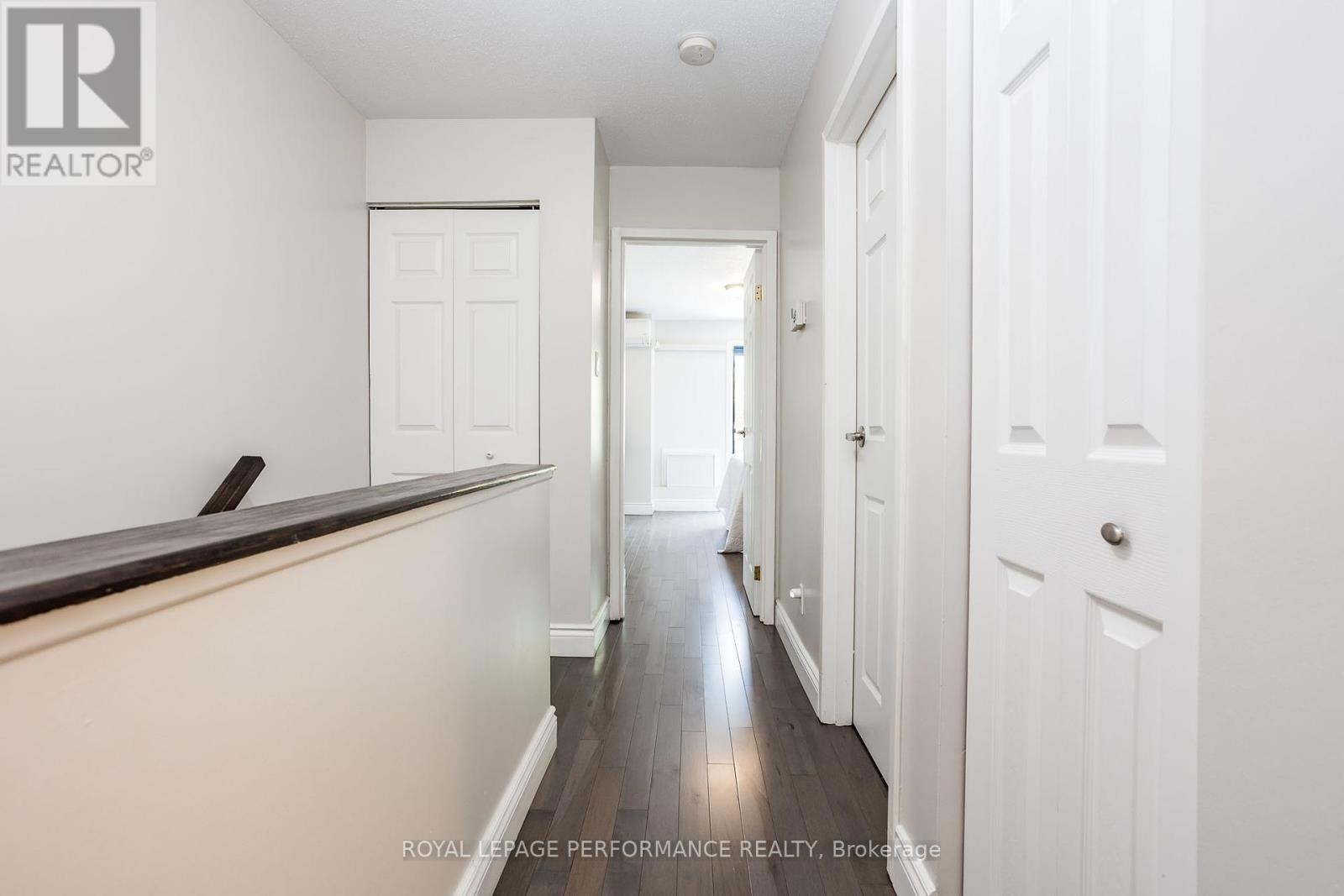 233 Mart Circle, Ottawa, Ontario  K1K 4K2 - Photo 26 - X12169556