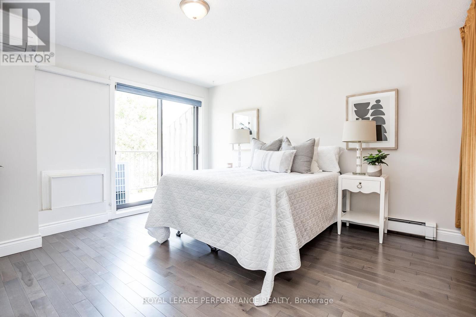 233 Mart Circle, Ottawa, Ontario  K1K 4K2 - Photo 27 - X12169556