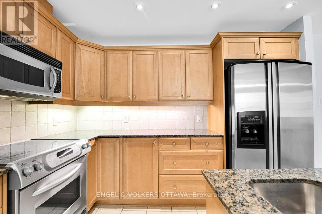 708 - 700 Sussex Drive, Ottawa, Ontario  K1N 1K4 - Photo 12 - X12169597