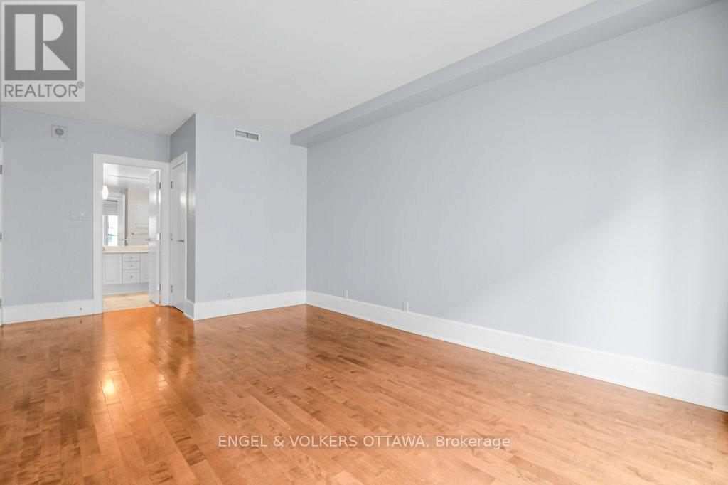 708 - 700 Sussex Drive, Ottawa, Ontario  K1N 1K4 - Photo 27 - X12169597