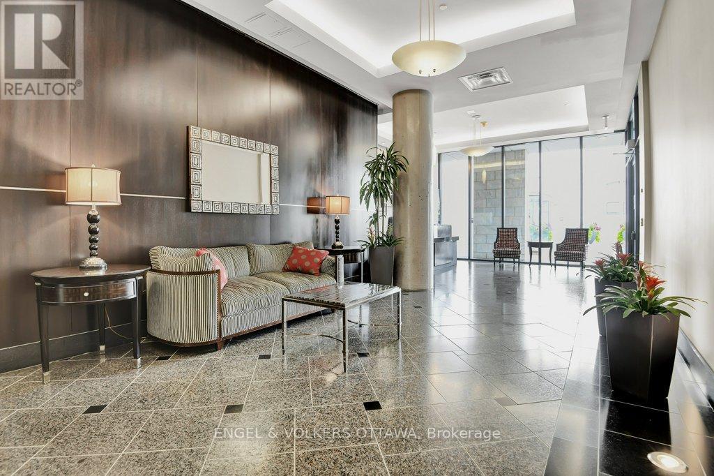 708 - 700 Sussex Drive, Ottawa, Ontario  K1N 1K4 - Photo 4 - X12169597