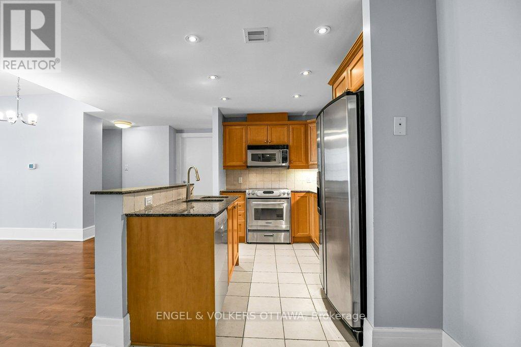 708 - 700 Sussex Drive, Ottawa, Ontario  K1N 1K4 - Photo 9 - X12169597