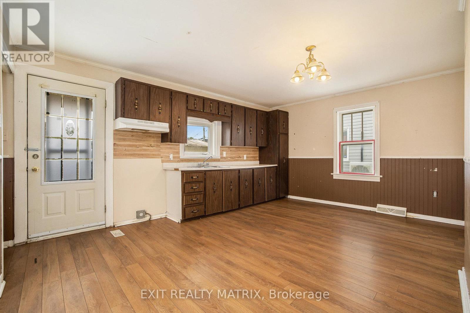 757 Principale Street, Casselman, Ontario  K0A 1M0 - Photo 6 - X12169625