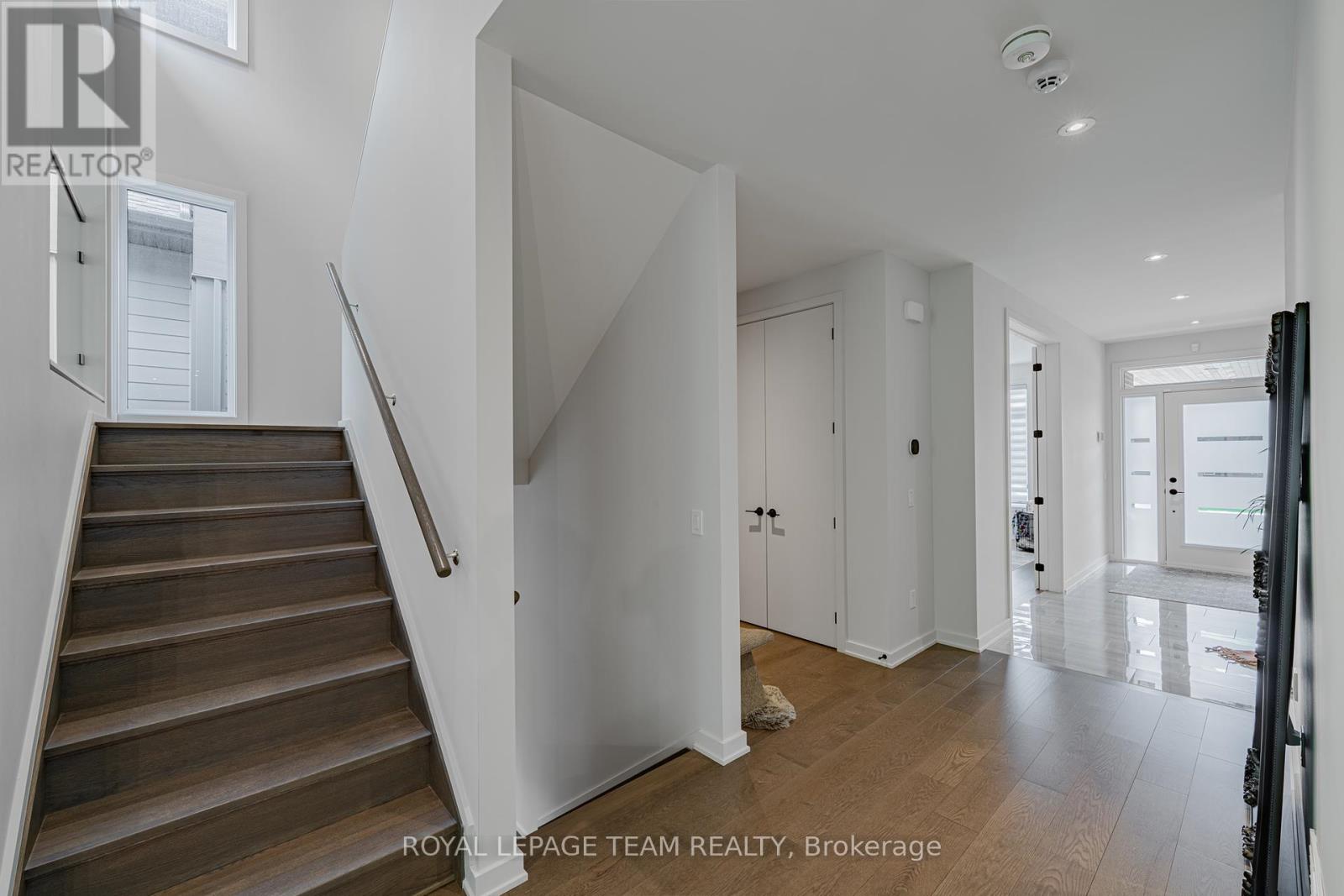 935 Atrium Ridge, Ottawa, Ontario  K4M 0N9 - Photo 11 - X12169641