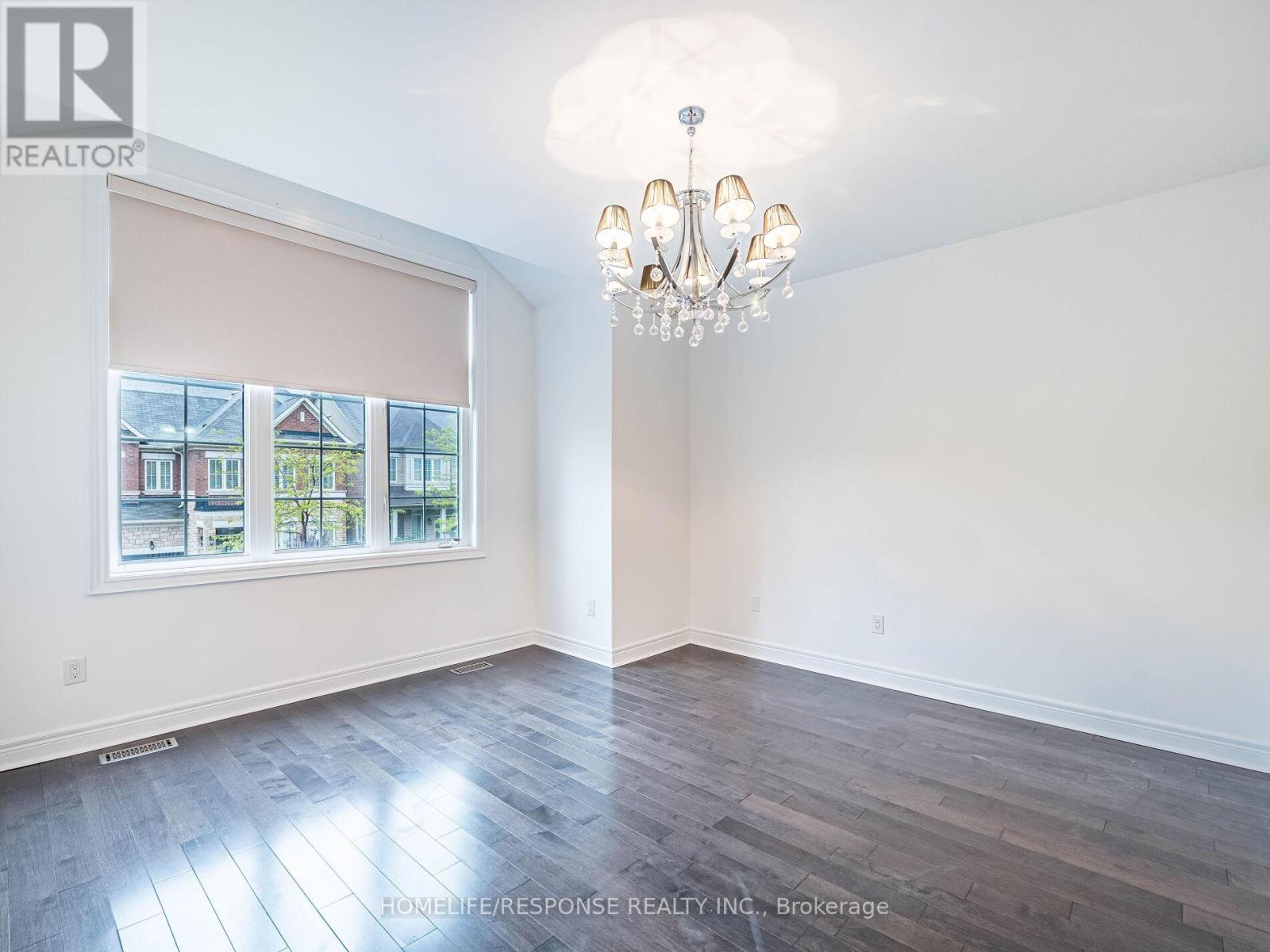 226 Jessie Caverhill Passage, Oakville (Go Glenorchy), Ontario  L7M 0Z6 - Photo 35 - W12169513