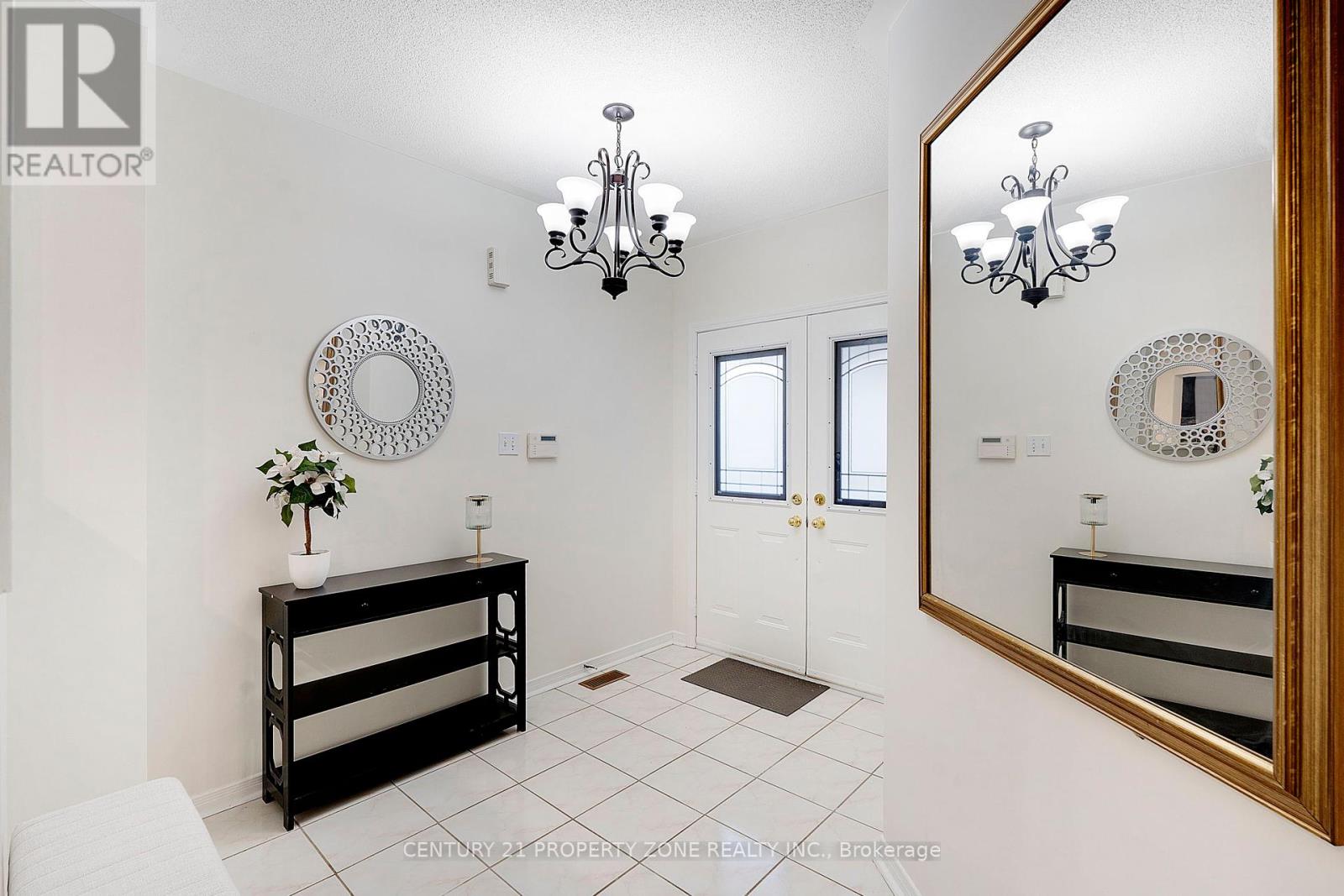 76 Native Landing, Brampton, Ontario  L6X 5A7 - Photo 6 - W12169540