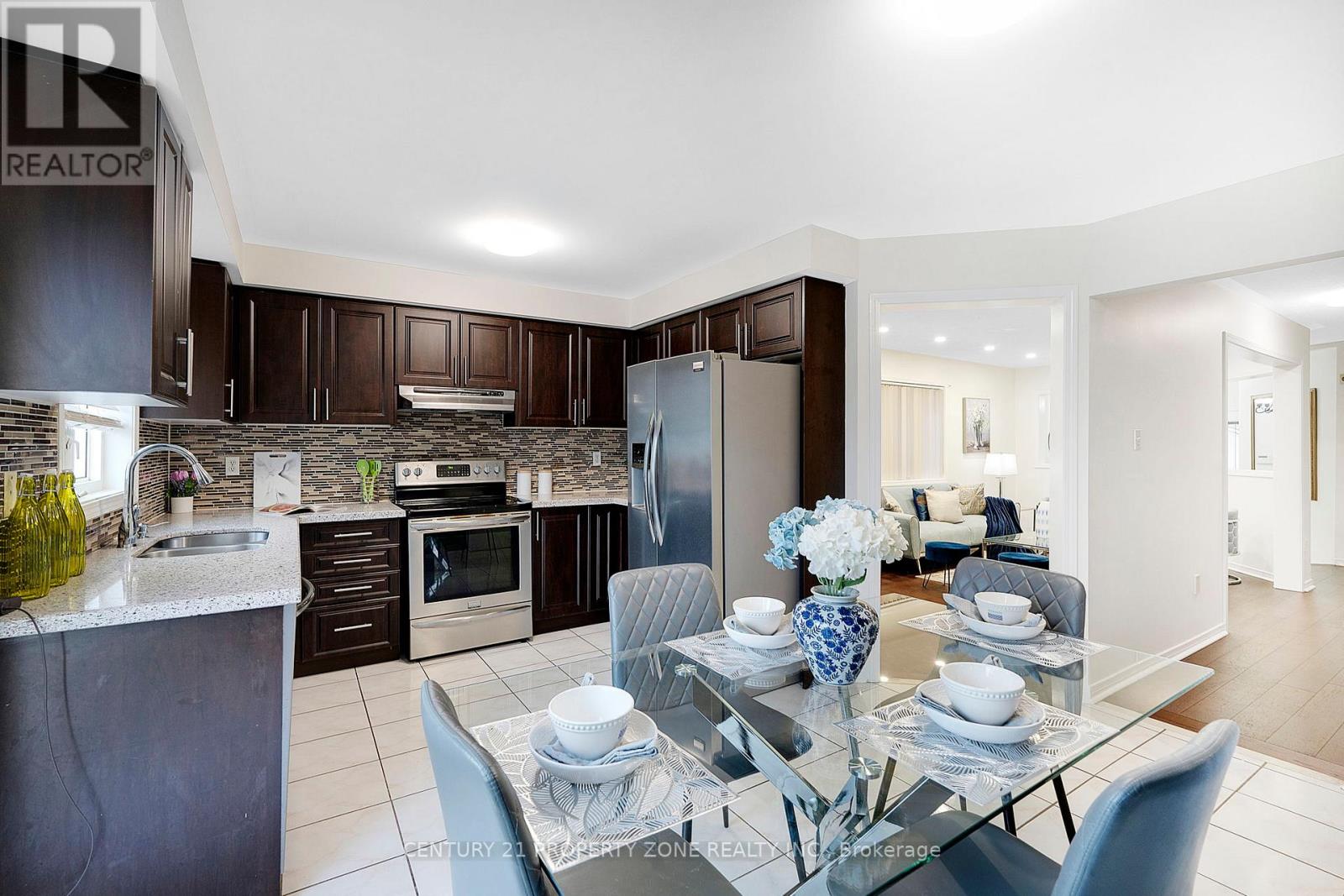76 Native Landing, Brampton, Ontario  L6X 5A7 - Photo 9 - W12169540