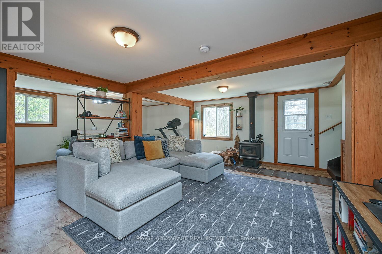 163 Lyndhurst Road, Leeds And The Thousand Islands, Ontario  K0E 1N0 - Photo 19 - X12117297