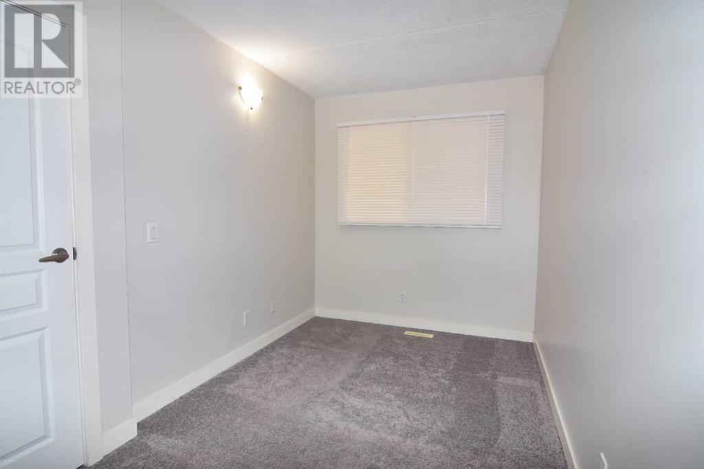 604, 2200 Woodview Drive Sw, Calgary, Alberta  T2W 3N6 - Photo 16 - A2223276