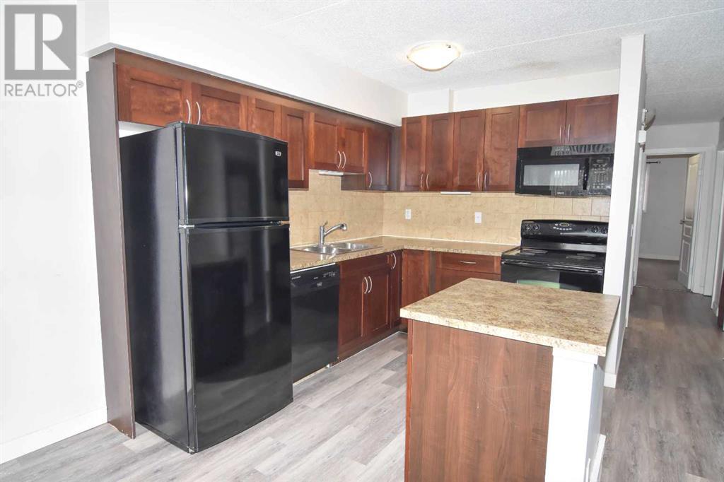 604, 2200 Woodview Drive Sw, Calgary, Alberta  T2W 3N6 - Photo 13 - A2223276