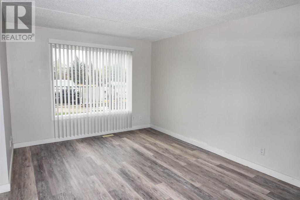 604, 2200 Woodview Drive Sw, Calgary, Alberta  T2W 3N6 - Photo 11 - A2223276