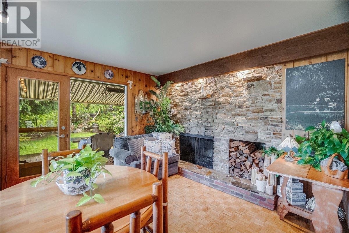 1781 Ridgewood Road, Nelson, BC V1L6J9