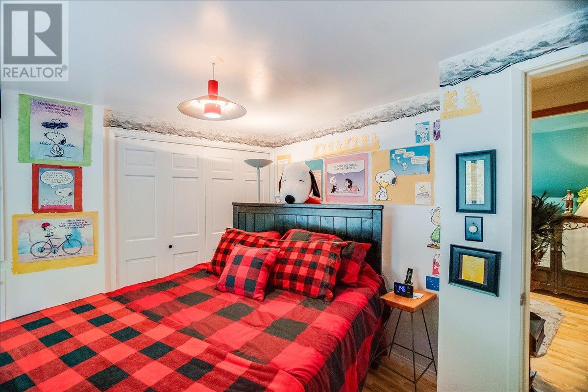 1781 Ridgewood Road, Nelson, BC V1L6J9