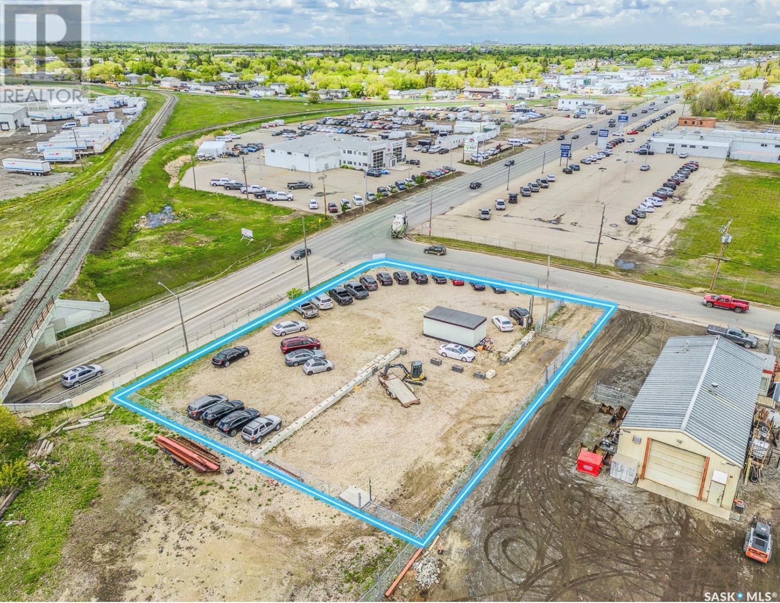 703-715 Winnipeg Street, Regina, Saskatchewan  S4R 8P2 - Photo 2 - SK995553