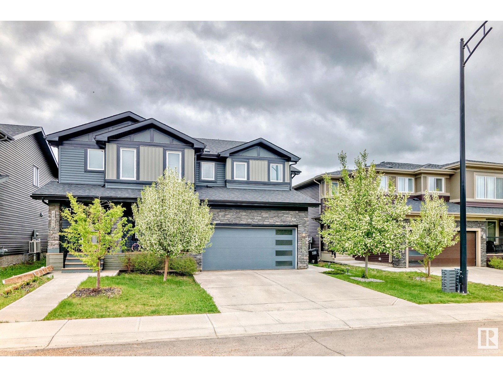 6491 King Wd Sw, Edmonton, Alberta  T6W 3Z9 - Photo 3 - E4438173
