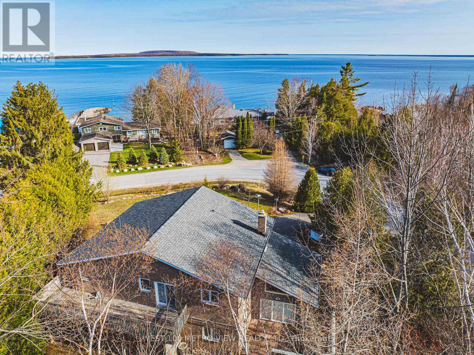 2476 Champlain Road, Tiny, Ontario  L9M 0C3 - Photo 3 - S12109303