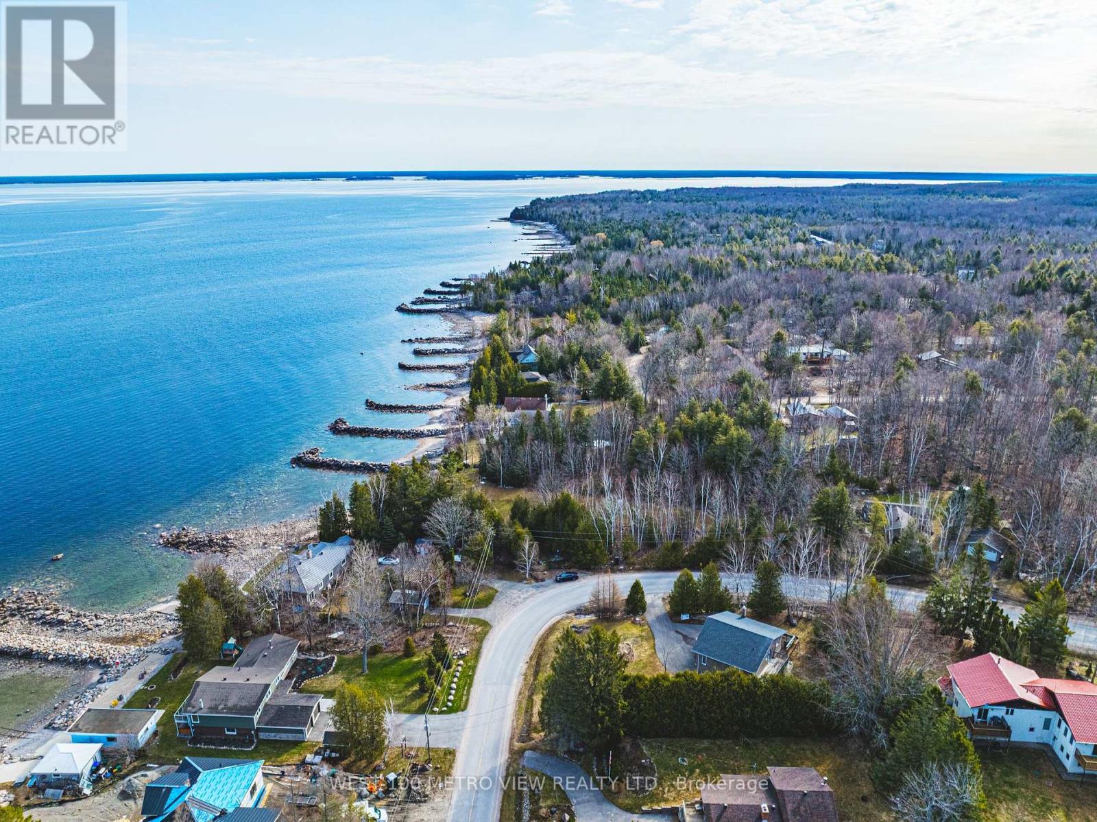 2476 Champlain Road, Tiny, Ontario  L9M 0C3 - Photo 4 - S12109303