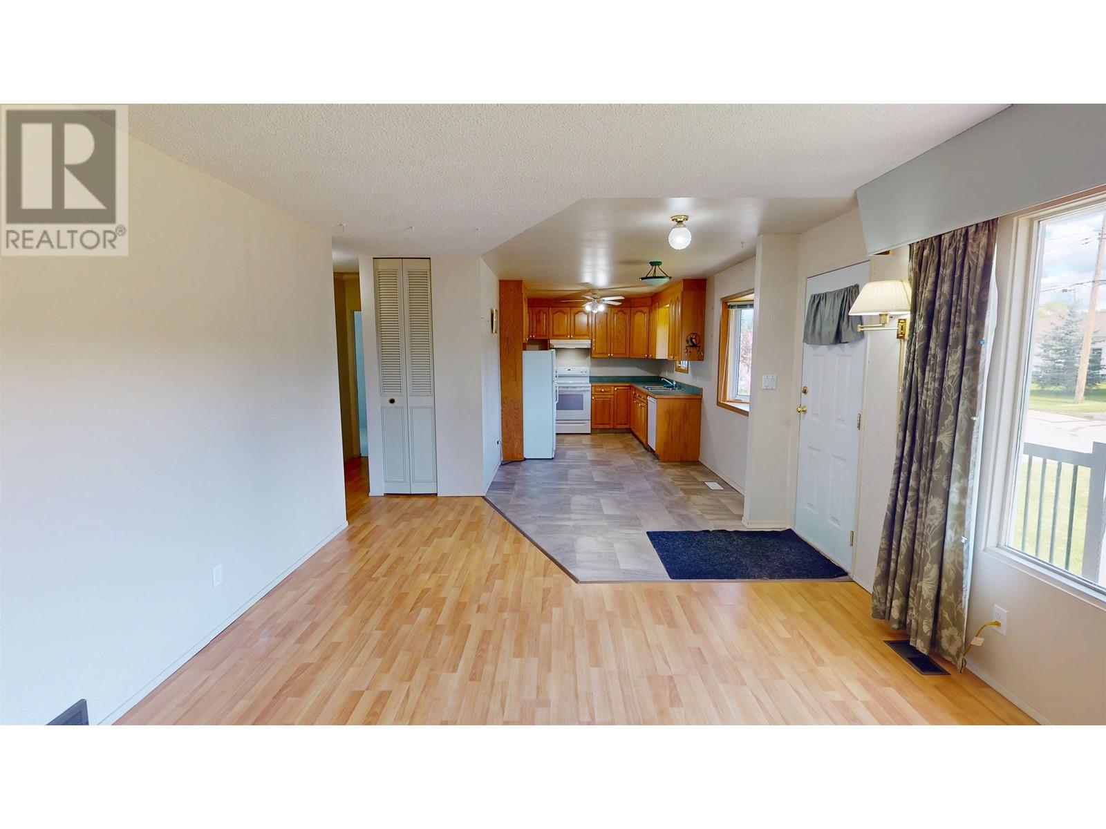 Property at 837 REYNARD STREET image 5