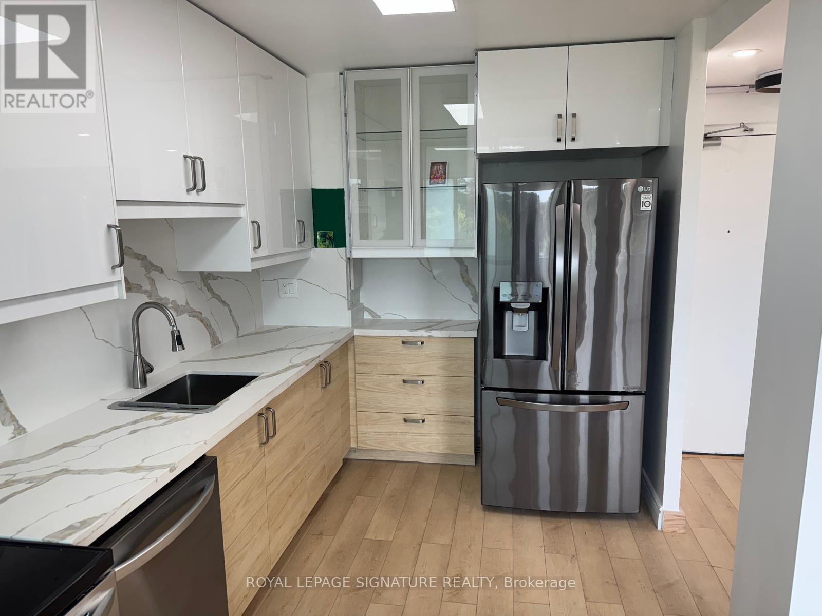 305 - 725 Don Mills Road, Toronto, Ontario  M3C 1S6 - Photo 3 - C12169660