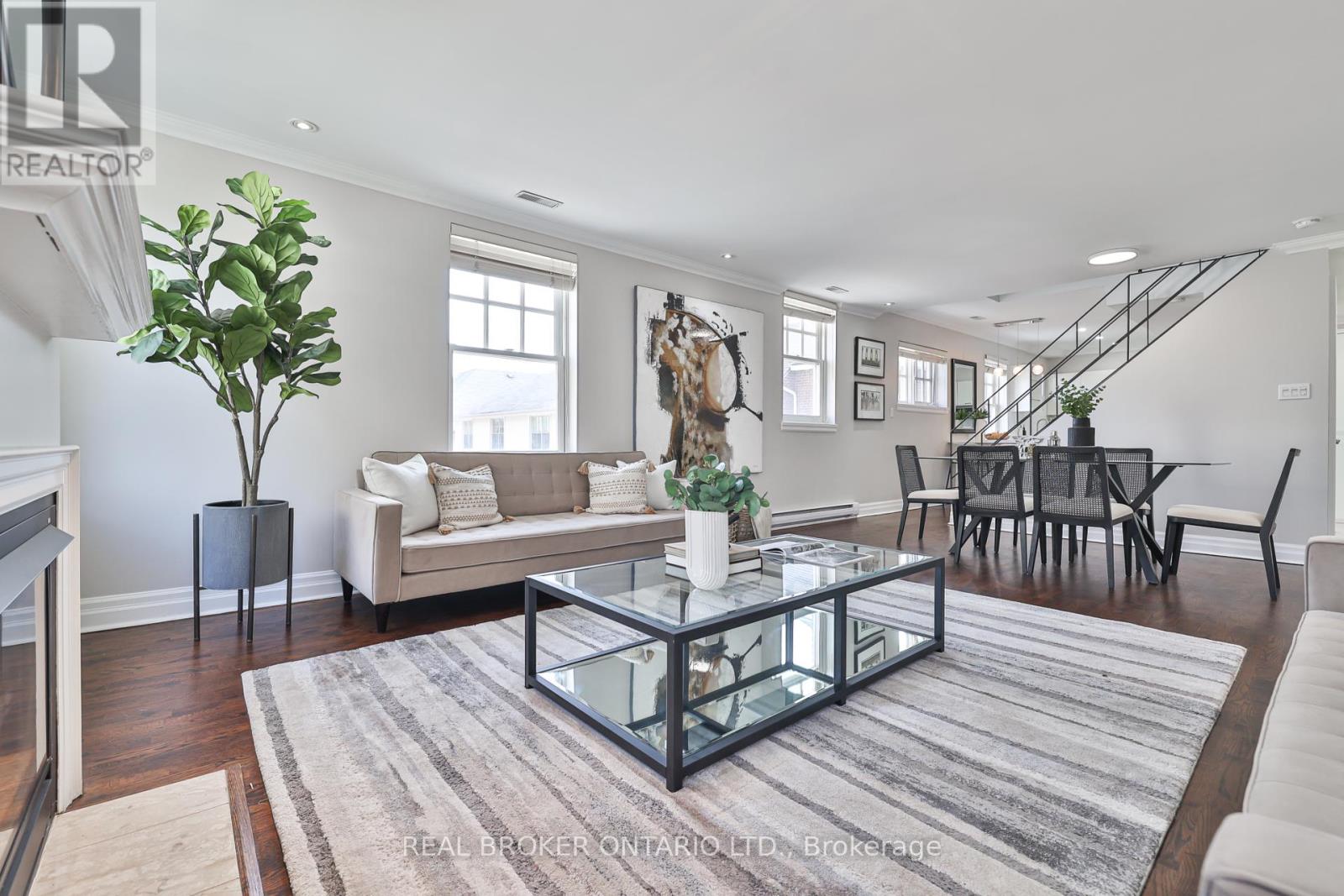 203 - 195 Poplar Plains Road, Toronto, Ontario  M4V 2N3 - Photo 10 - C12169705