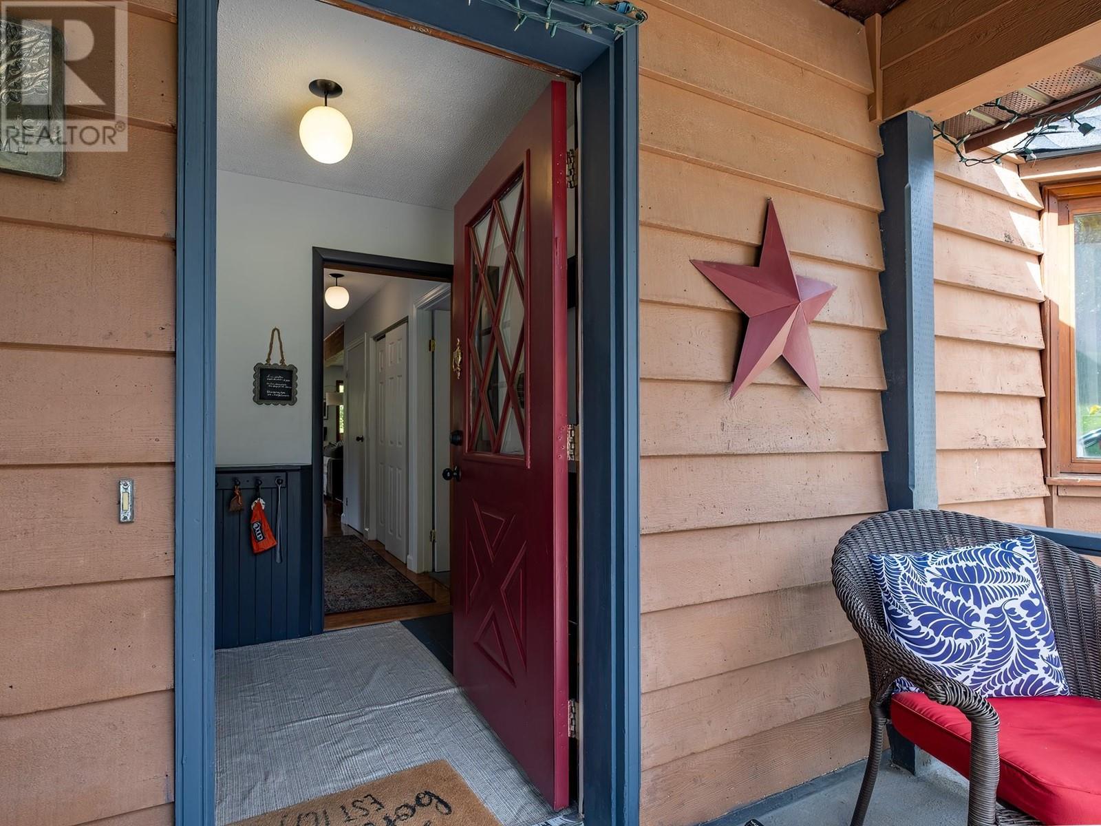 1190 Black Bear Drive, Rossland, British Columbia  V0G 1Y0 - Photo 14 - 10348997