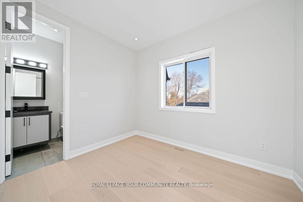 266 Westlake Avenue, Toronto, Ontario  M4C 4T6 - Photo 21 - E12169670