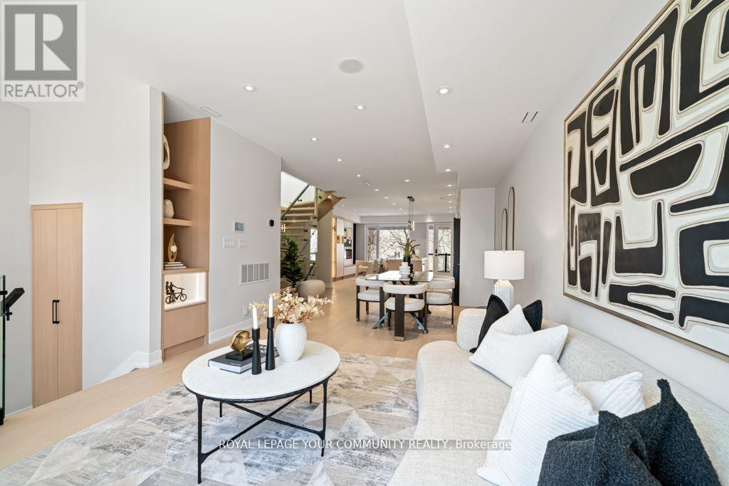 266 Westlake Avenue, Toronto, Ontario  M4C 4T6 - Photo 3 - E12169670