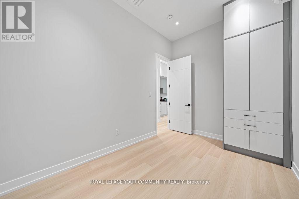 266 Westlake Avenue, Toronto, Ontario  M4C 4T6 - Photo 36 - E12169670