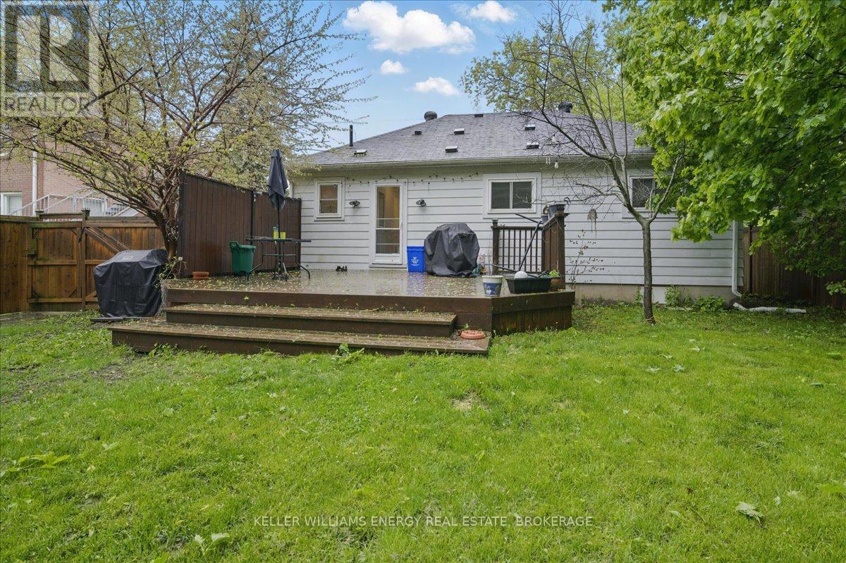 Upper - 115 Annes Street, Whitby, Ontario  L1N 5K2 - Photo 15 - E12169776