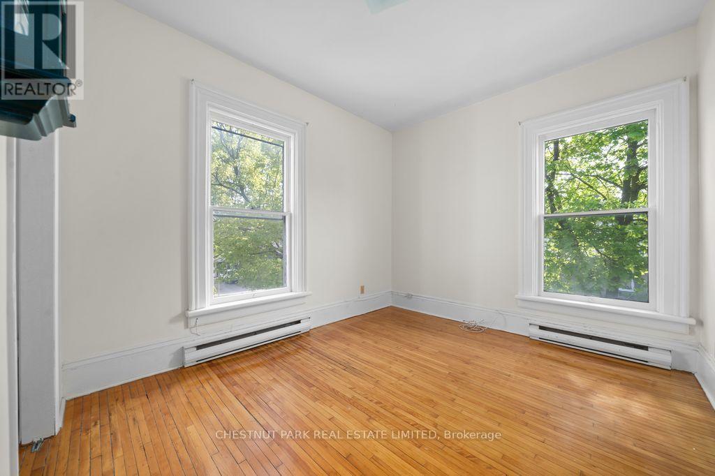 71 Queen Street, Prince Edward County, Ontario  K0K 2T0 - Photo 29 - X12169741