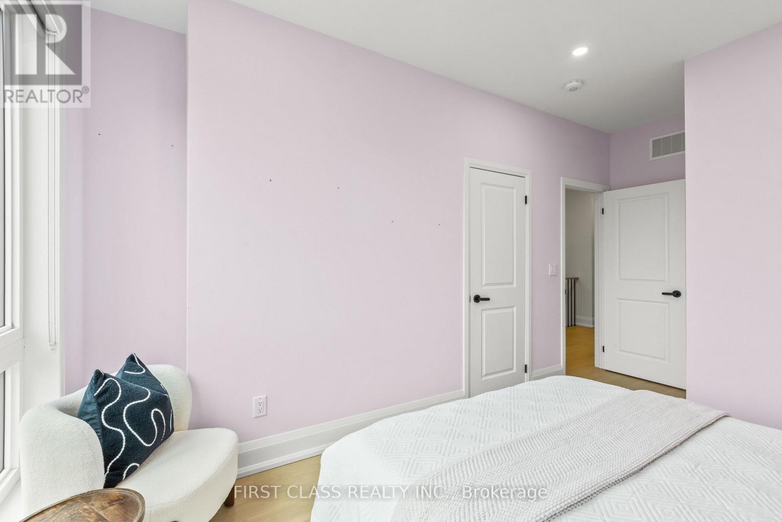 40 La Tache Crescent, Markham, Ontario  L6C 0Z6 - Photo 32 - N12169563