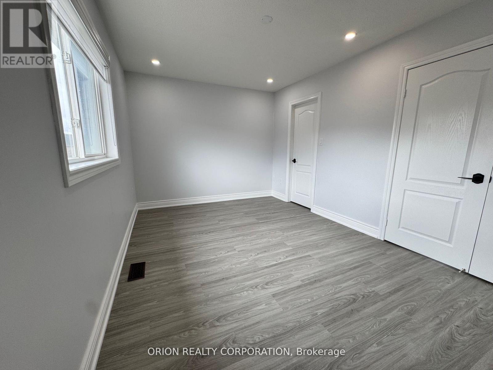 Upper - 130 Adventure Crescent, Vaughan, Ontario  L6A 3J1 - Photo 24 - N12169684