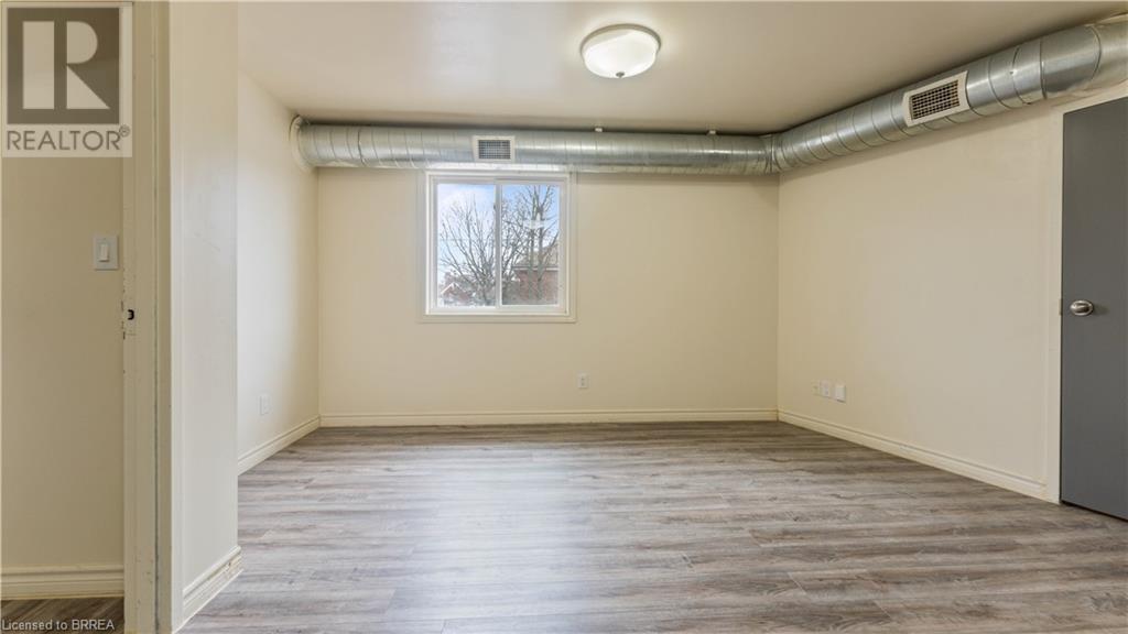 163 Market Drive Unit# 2, Brantford, Ontario N3T 6J7 - Photo 8 - 40732557