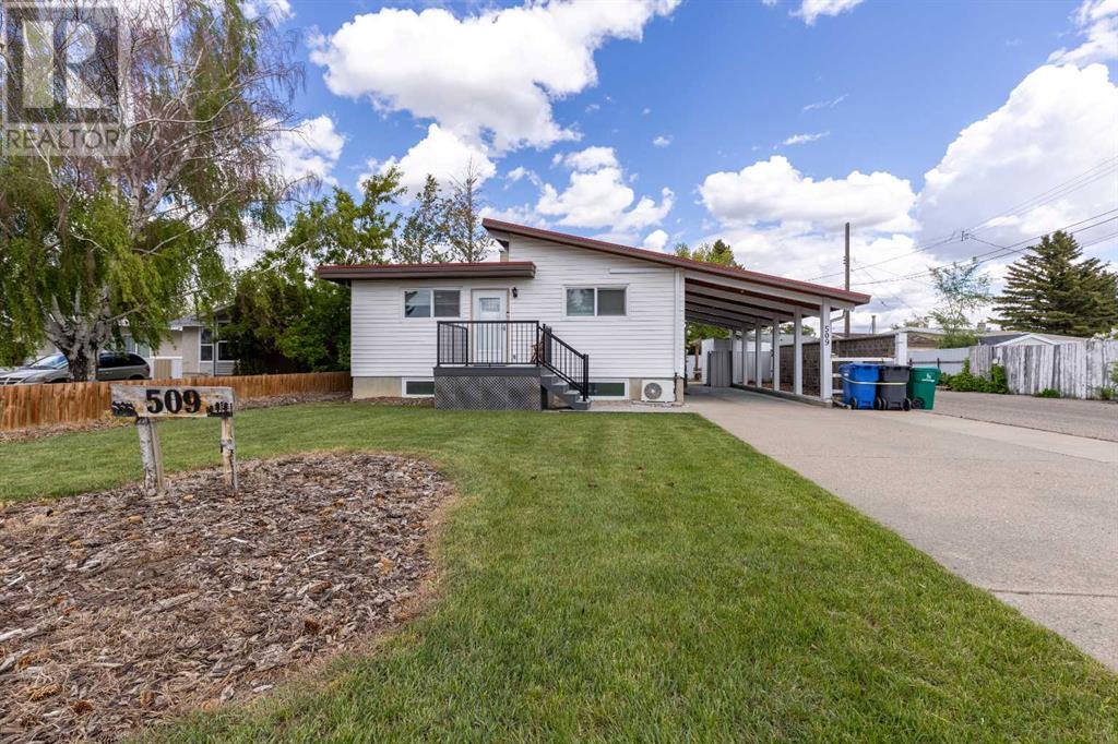 Property at 509 26A Street N image 1