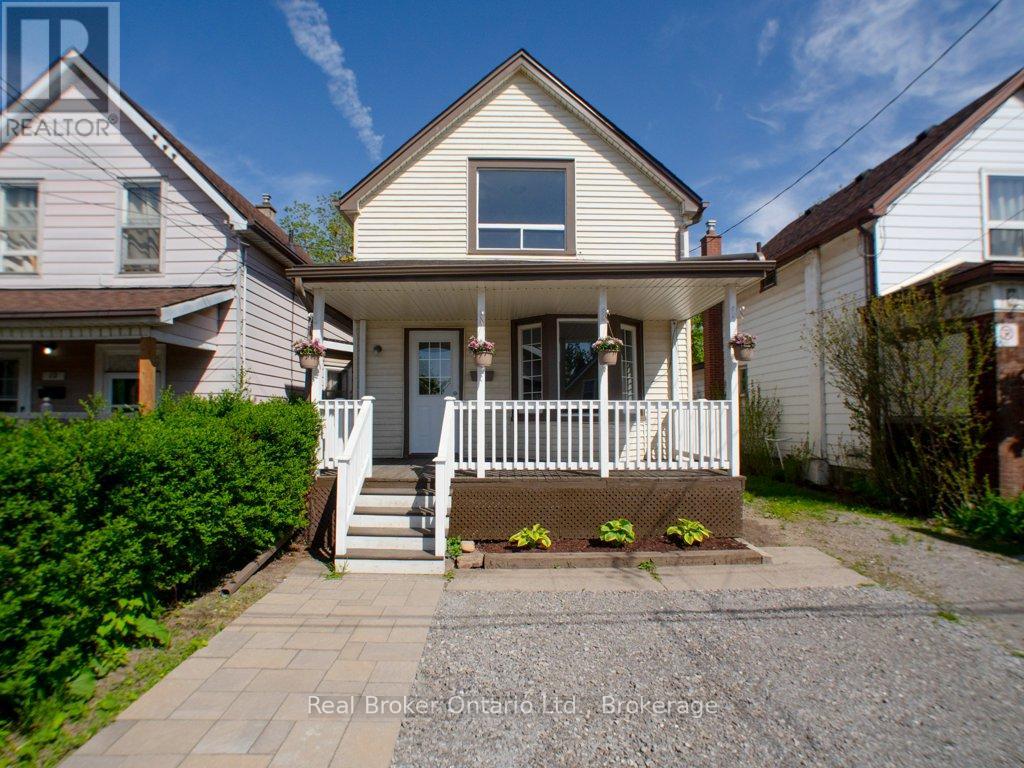 Property at 10 ALBEMARLE STREET image 1