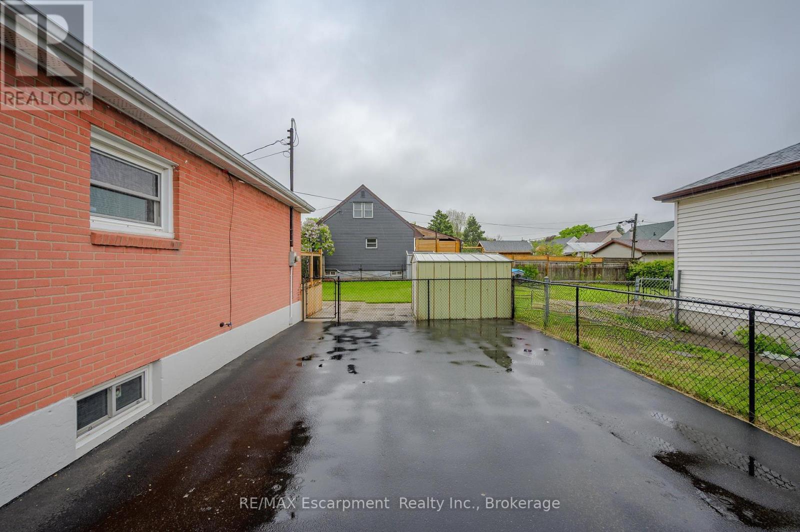 444 Melvin Avenue, Hamilton, Ontario  L8H 2L5 - Photo 23 - X12169765