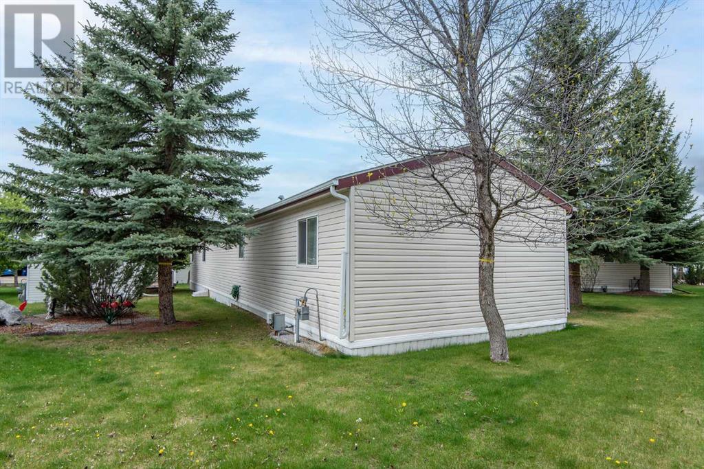 4920 Dorchester Drive, Red Deer, Alberta  T4R 2Z8 - Photo 7 - A2223481