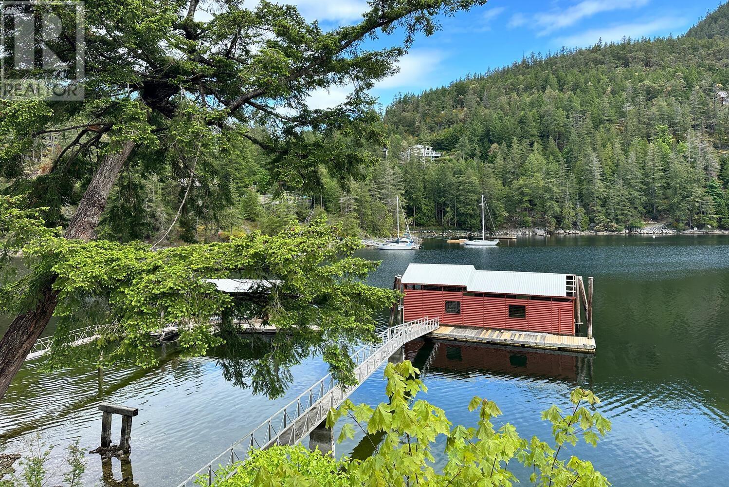 13119 Narrows Road, Madeira Park, British Columbia  V0N 2H1 - Photo 1 - R3006420