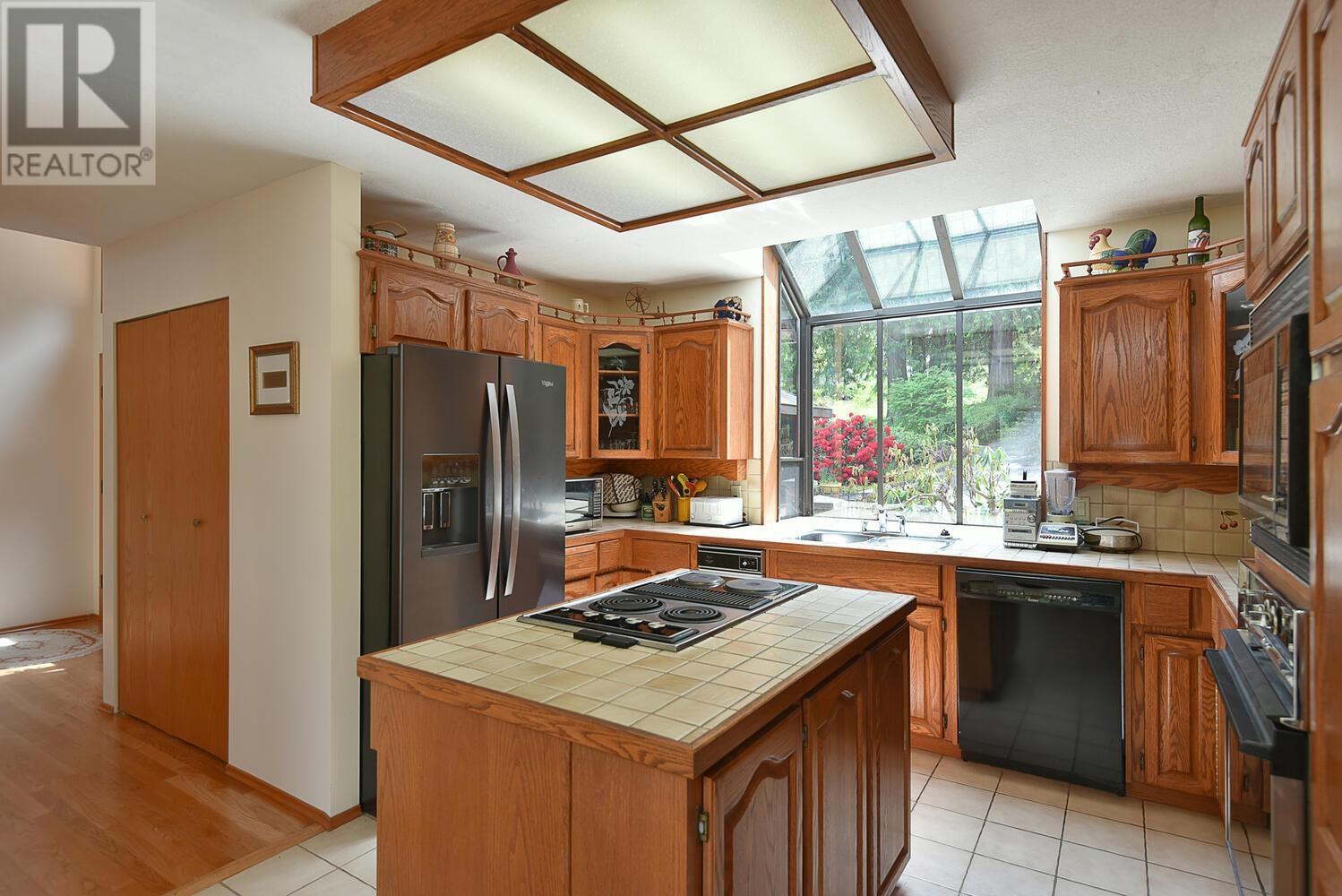 13119 Narrows Road, Madeira Park, British Columbia  V0N 2H1 - Photo 19 - R3006420
