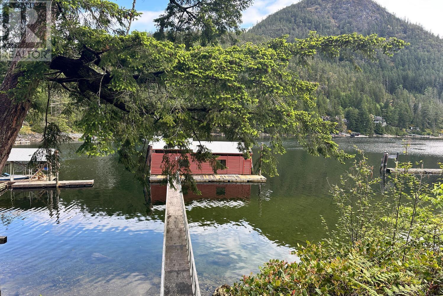 13119 Narrows Road, Madeira Park, British Columbia  V0N 2H1 - Photo 2 - R3006420