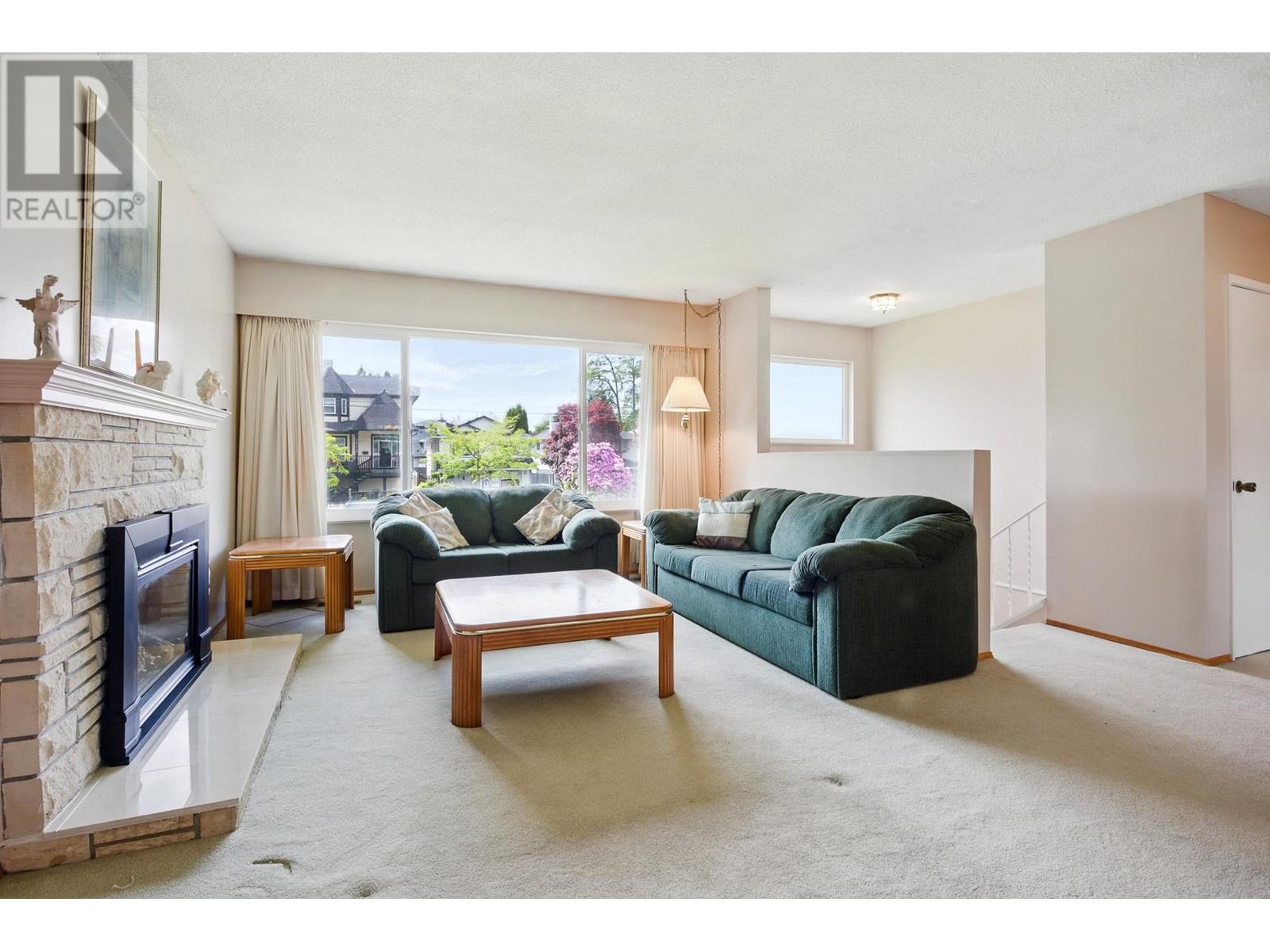 1741 Langan Avenue, Port Coquitlam, British Columbia  V3C 1K8 - Photo 7 - R3006440
