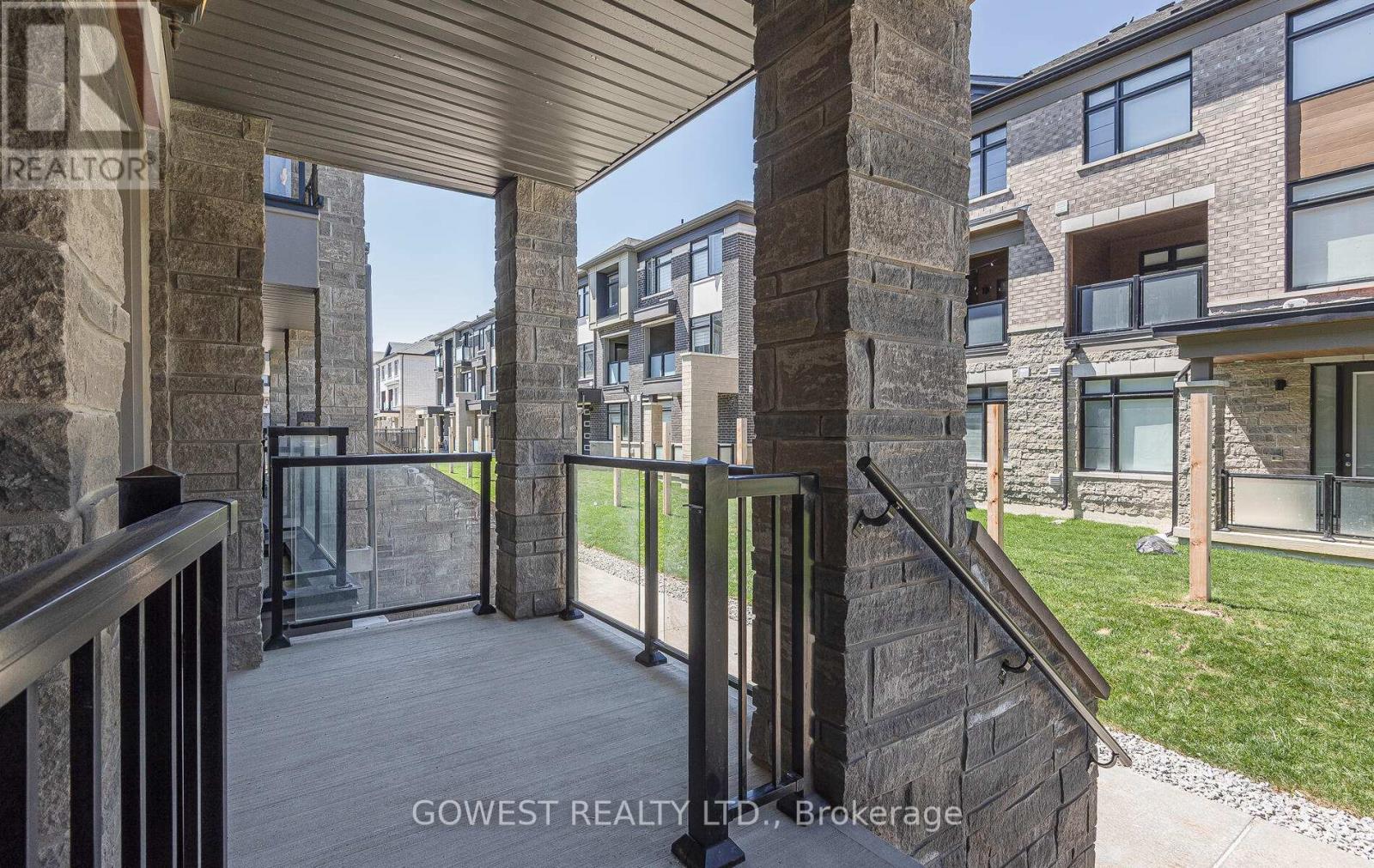 18 - 200 Veterans Drive, Brampton, Ontario  L7A 4S6 - Photo 5 - W12169571