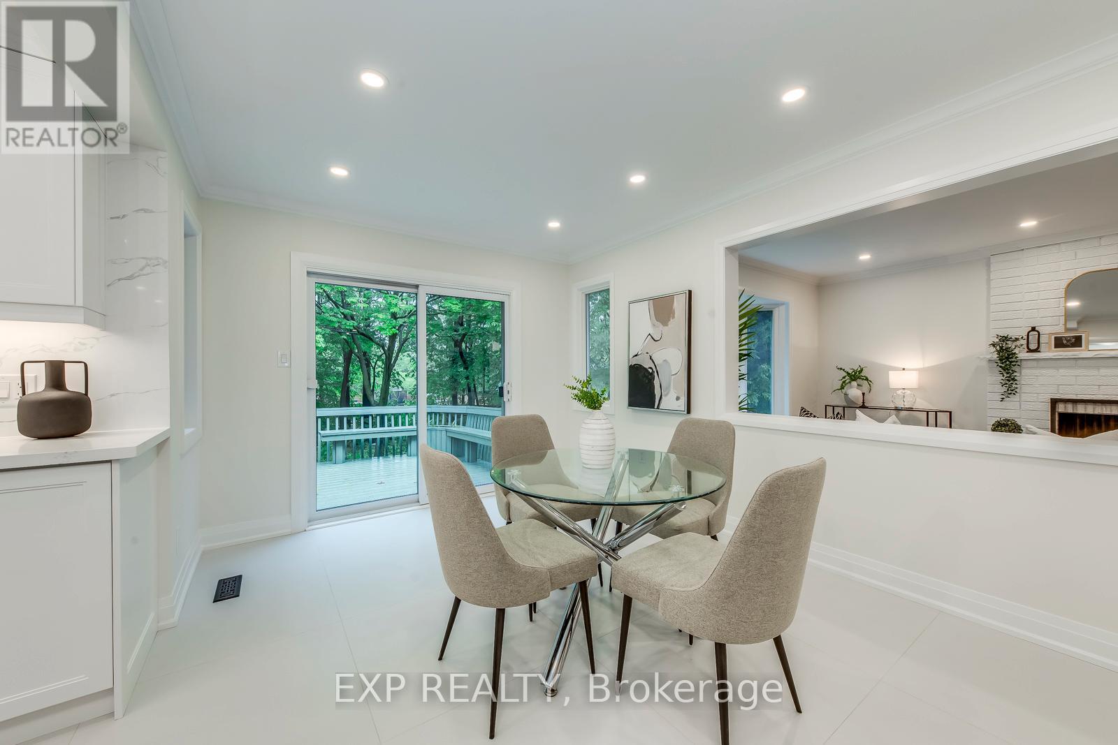 4223 Perivale Road, Mississauga, Ontario  L5C 4B1 - Photo 16 - W12169669