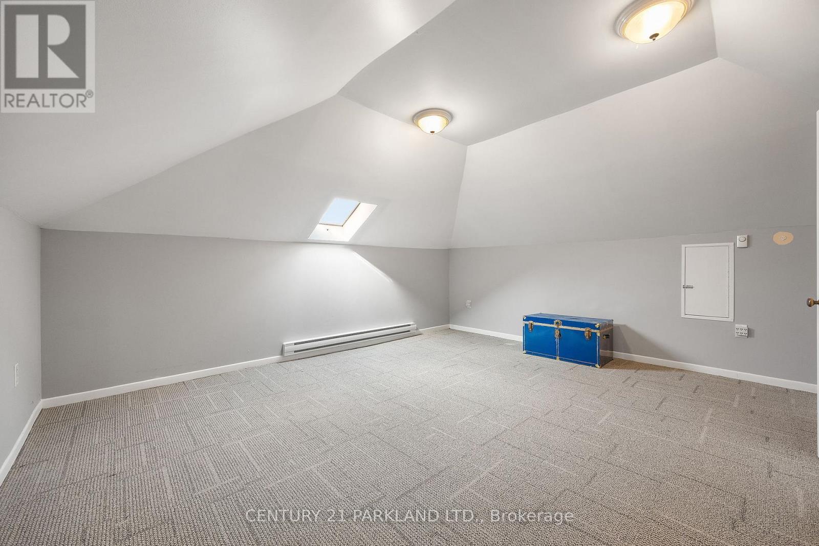 114 Rosemount Avenue, Toronto, Ontario  M6H 3H2 - Photo 25 - W12169682